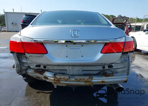 2015 Honda Accord Lx z USA, uszkodzony, nr VIN 1HGCR2F33FA160958